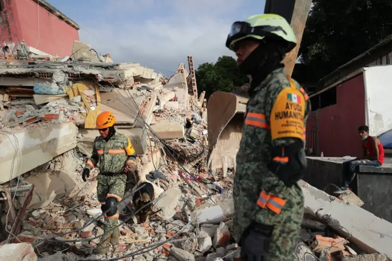 Ya son mil 430 muertos tras devastadores sismos en Venezuela