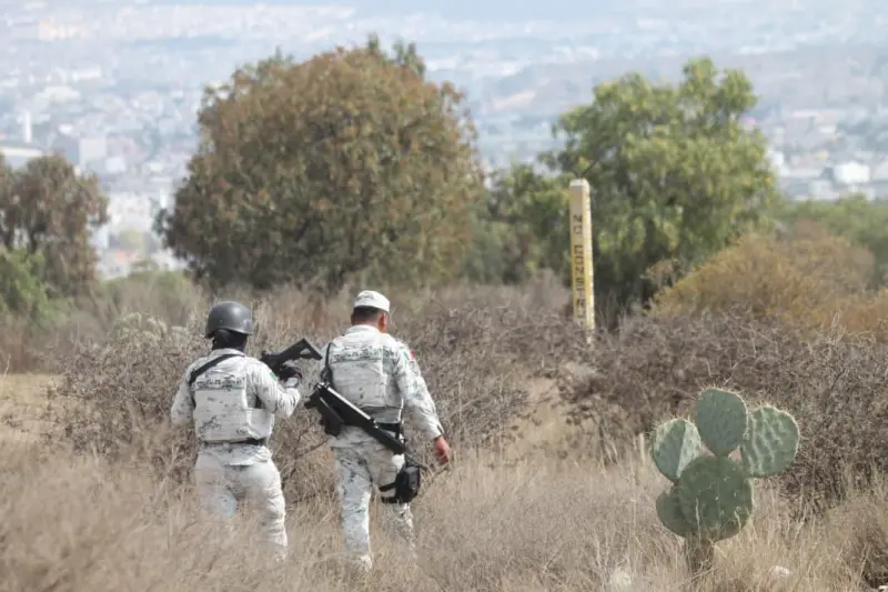 Fuga de nitrógeno moviliza a la policía en Atotonilco; sin riesgo para población