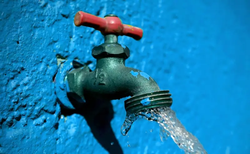 En Nuevo Laredo mantienen semáforo rojo por agua con consumo de hasta 600 litros diarios por habitante cuando lo recomendado es de 100 a 200