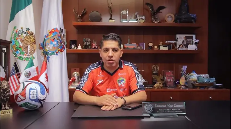 Senador Emmanuel Reyes defiende permanencia de la Trinca en Expansión Mx