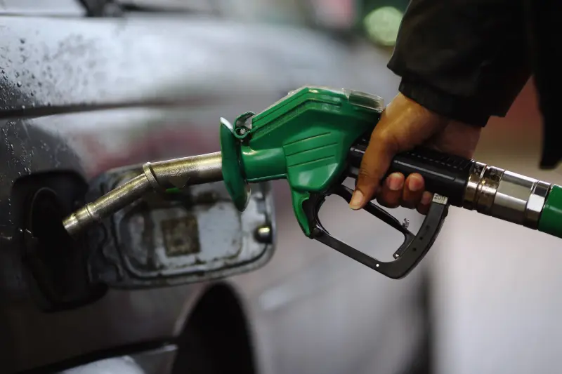 ¿Más cara o más barata? Revelan cuánto cuesta la gasolina en la CDMX este jueves