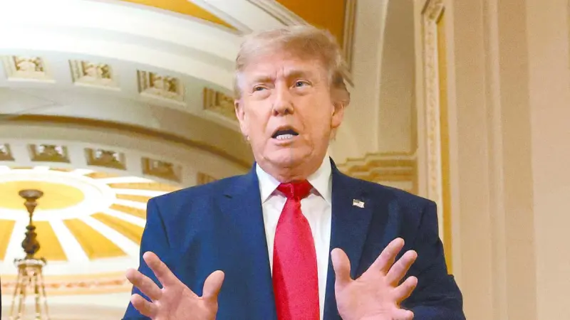 Trump ordena investigar por qué no baja precio de gasolina