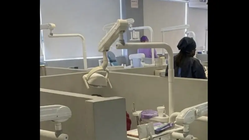 Estudiantes de Odontología de la UNEA denuncian crisis académica y clínica en plantel de Saltillo
