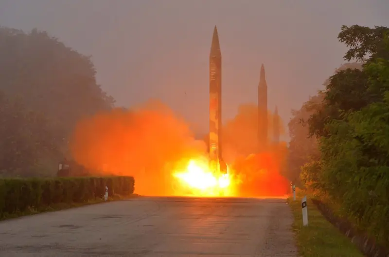 Estudio alerta de "carrera armamentística nuclear" tras récord de gasto en 2025