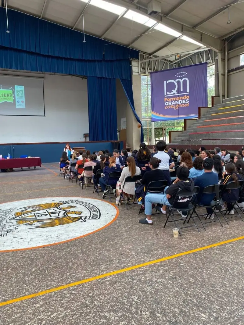 Capacita SESA a estudiantes y padres de familia en prevención de violencia y salud sexual