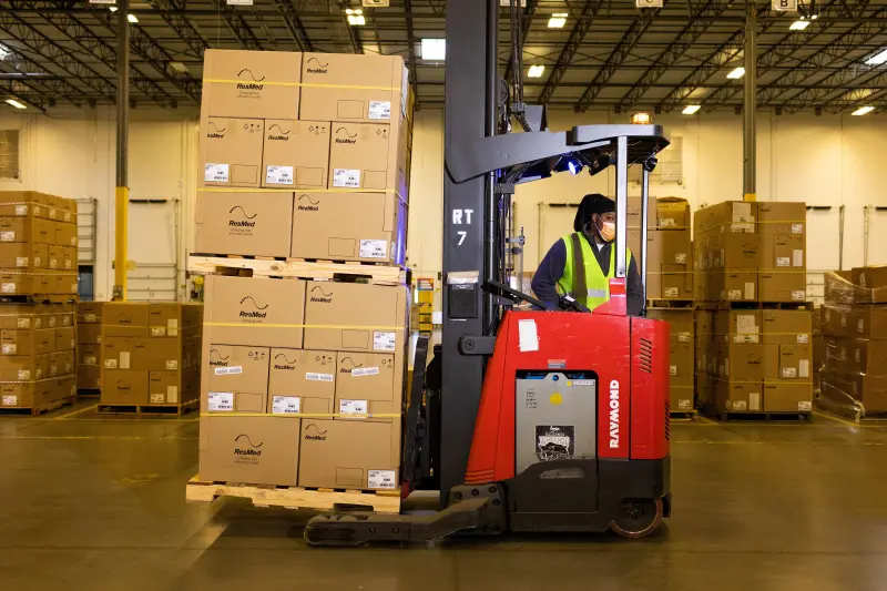 Aun con aranceles, China toma hasta 50% de mercado tecnológico en México