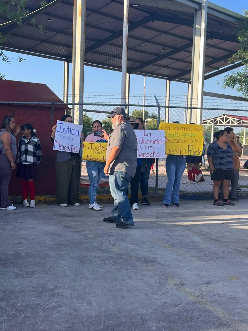 Coahuila: Paraliza primaria de PN denuncia por discriminación y acoso; 60 alumnos, en el limbo
