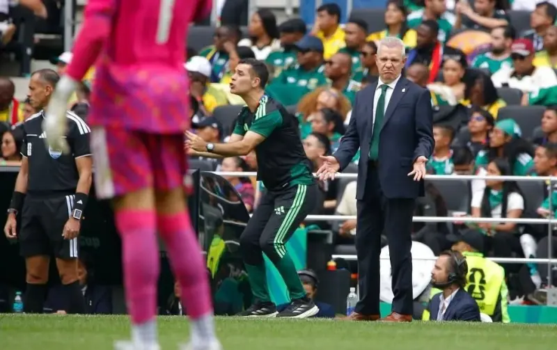 Dice Aguirre que el estadio pesó a varios de sus jugadores