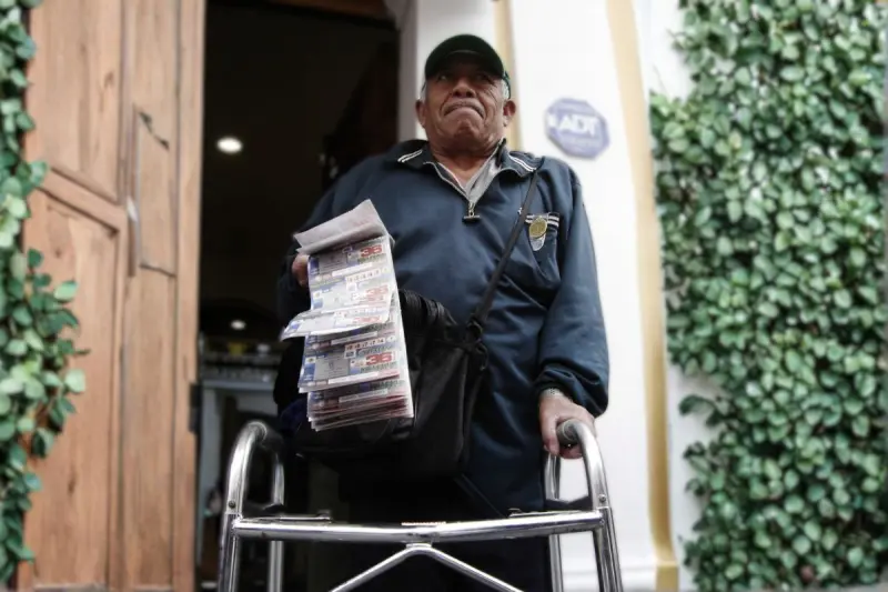 ¿Quién gana con cada cachito de la Lotería Nacional? La microeconomía que genera miles de ingresos