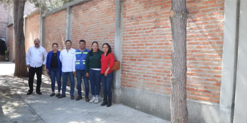 Jairo Morales fortalece la infraestructura educativa con nueva barda perimetral en primaria de El Salitrillo