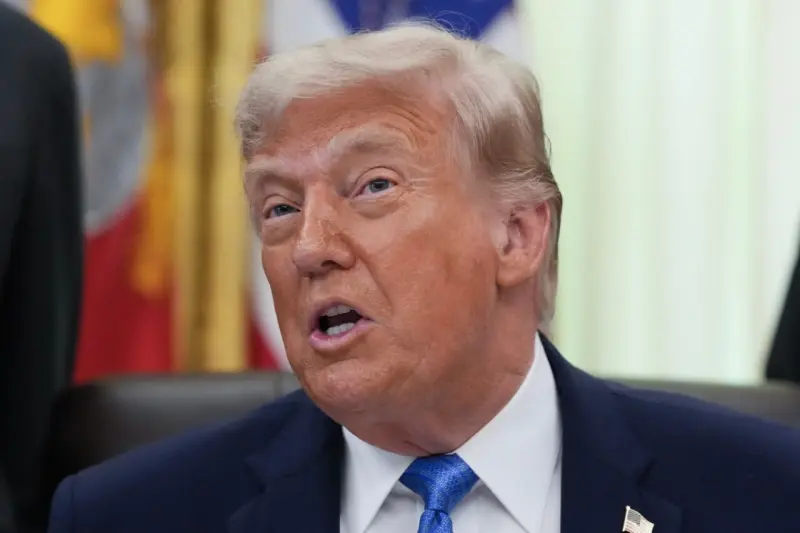 Trump dice que reanudará los ataques contra Irán por lentitud en las negociaciones