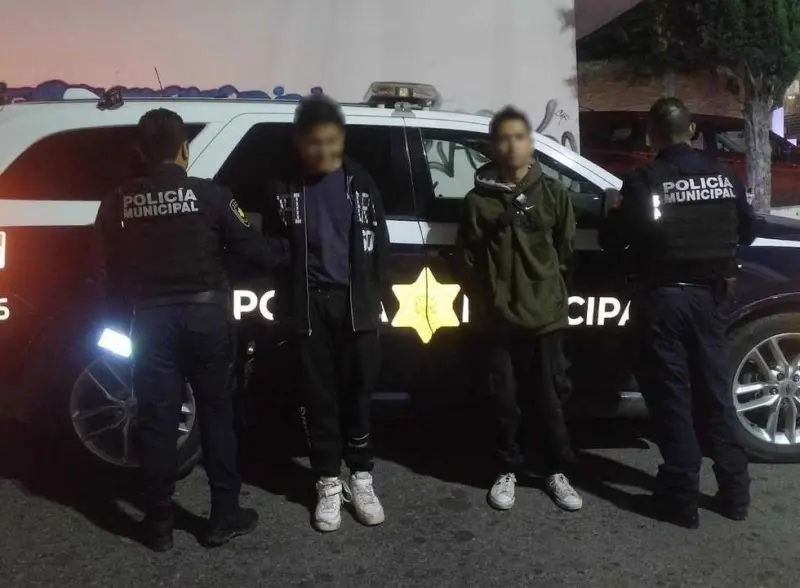 Detienen a “Charly” y “Flaco” por robo de medidores en Querétaro
