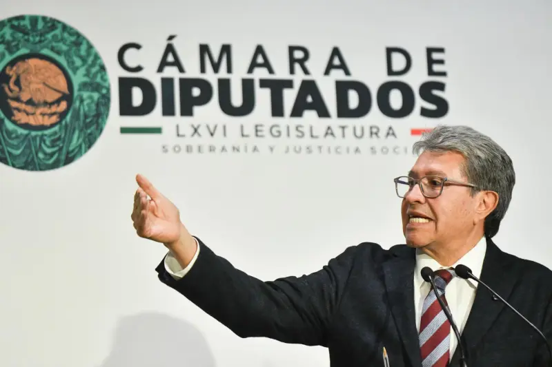 ¿Morena ‘siente pasos en la azotea’? Monreal culpa a EU de avance de la ultraderecha en Latinoamérica