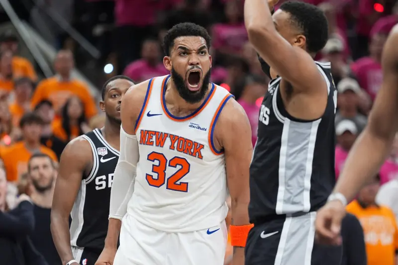 New York Knicks supera a San Antonio Spurs en el inicio de la final de la NBA