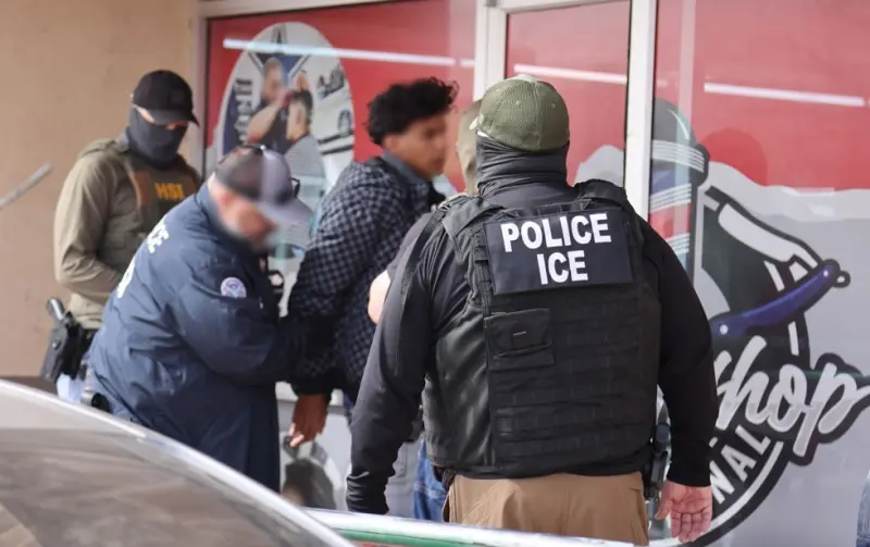 Abandonan migrantes sus trabajos por miedo al ICE