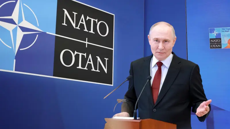 Ante la pregunta de si Rusia podría atacar a la OTAN, Putin contestó “¿para qué?” y sostuvo que hablar de una guerra con Europa es una maniobra para fabricar miedo, elevar presupuestos de defensa y financiar a Ucrania
