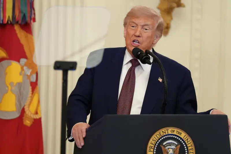 Trump exige a Irán que no “cause problemas” en Líbano o EE.UU. reanudará los ataques