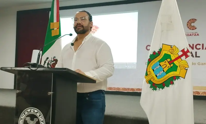 Rehabilitación de estadio en Coatza no es sólo por futbol