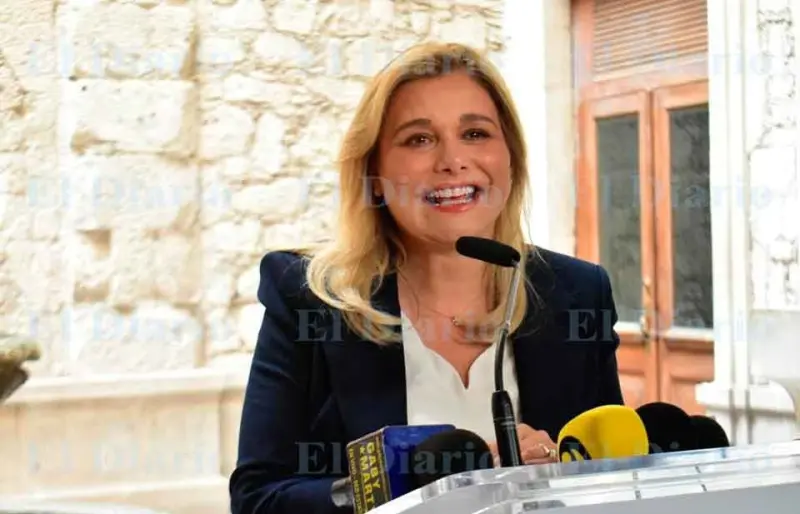 Me encanta ver mujeres en los cargos públicos: Maru Campos
