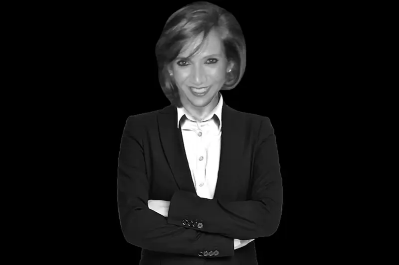 ¡La magia del brujo!: Karla Verastegui
