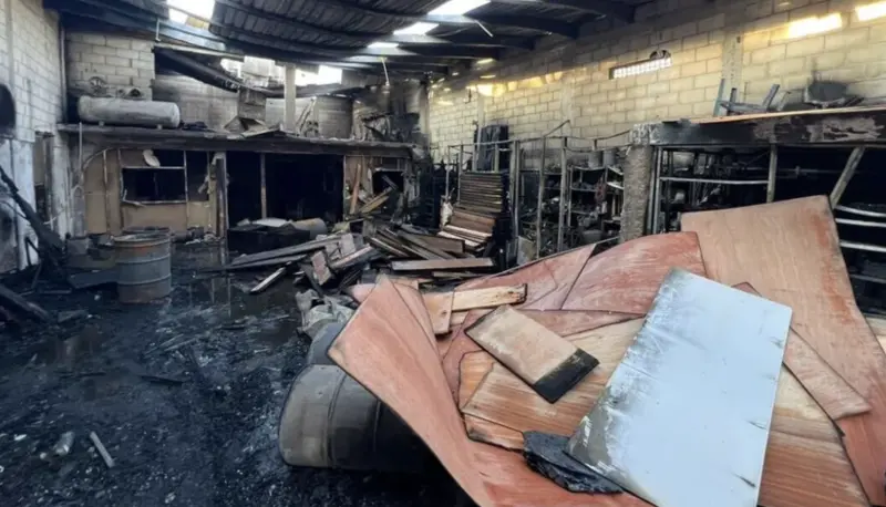Torreón: fallece mujer que sufrió quemaduras en explosión de carpintería el mes pasado