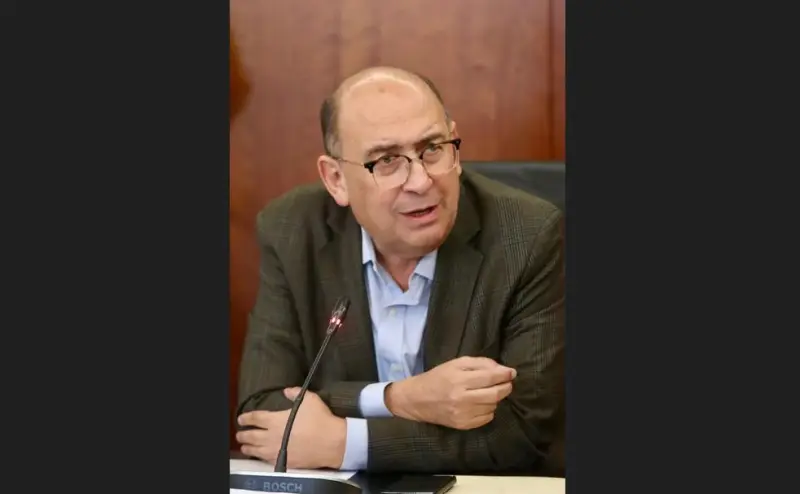 Presenta Rubén Moreira, diputado por Coahuila, iniciativa para garantizar la protección alimentaria para menores con discapacidad en México