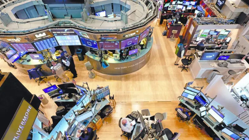 S&P 500 y Nasdaq suben en una jornada volátil, el sector tecnológico se estabiliza