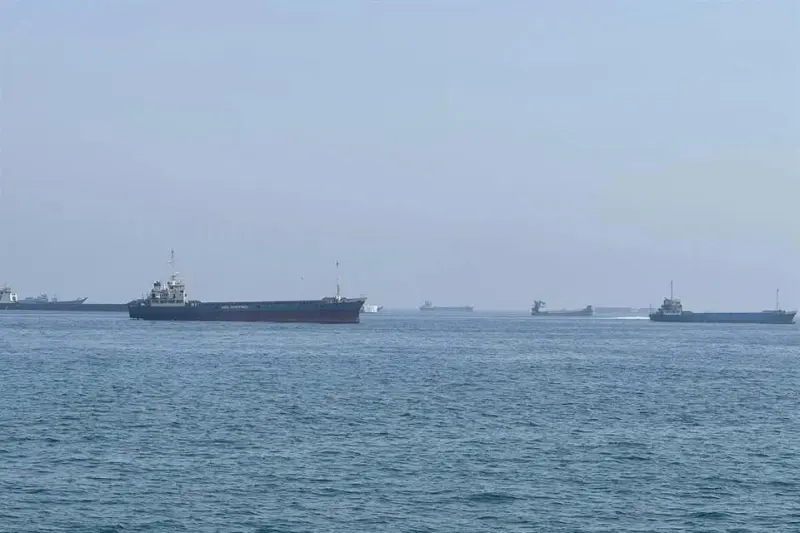Anuncia Irán cierre total del Estrecho de Ormuz
