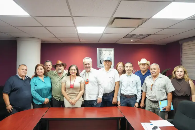 Gobierno de Sonora fortalece coordinación con Conapesca y pescadores para atender demandas del sector: Célida López