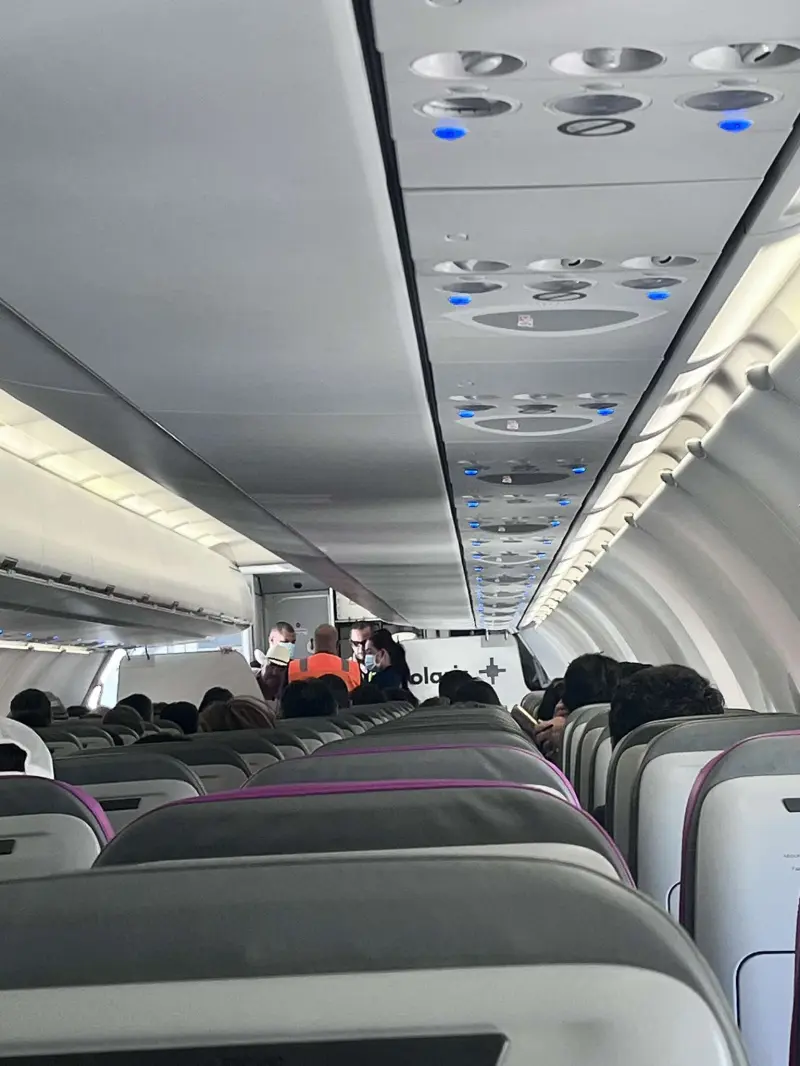 Muere pasajero en vuelo Mexicali-Guadalajara; avión aterriza de emergencia en Hermosillo