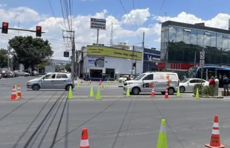 Cruce en Zaragoza y Ezequiel Montes busca mejorar seguridad vial