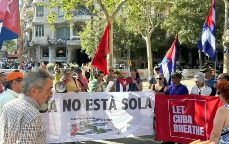 Demandan en Barcelona fin del bloqueo de EU contra Cuba