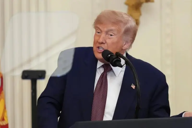 Si Irán cierra Ormuz, se quedarán sin país.- Trump