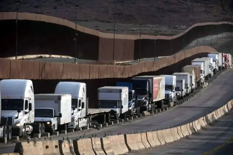 Le dice EU 'goodbye' a 20 mil conductores mexicanos