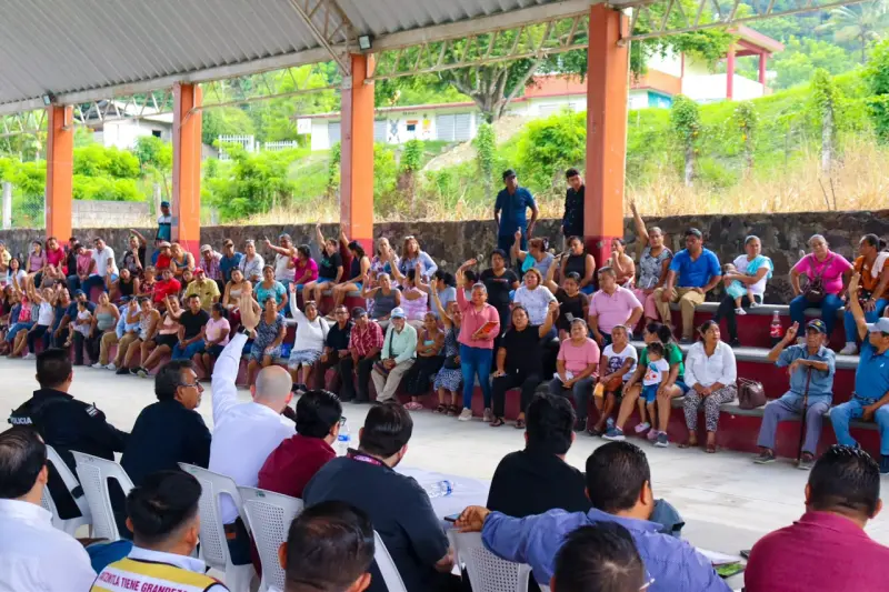 Jorge Alanís destapa irregularidades en comités de Escolín