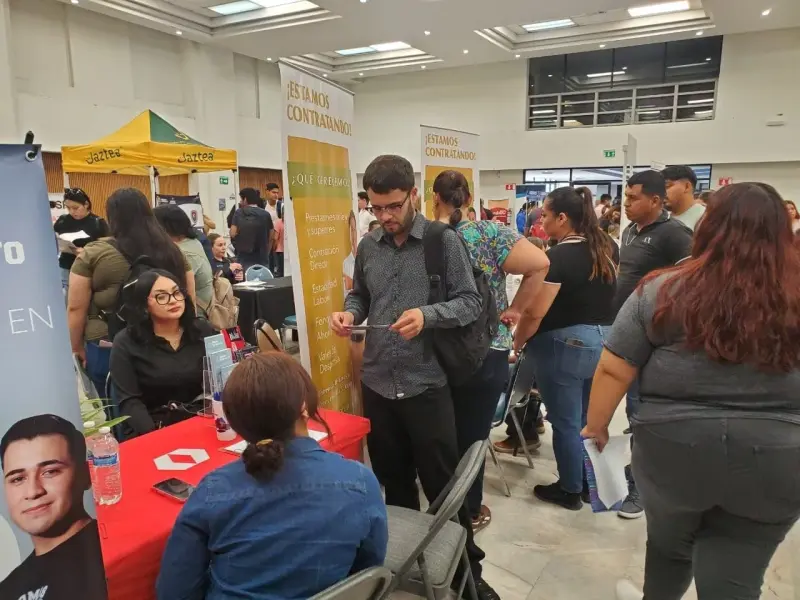Canaco Mexicali firman convenio para impulsar la educación