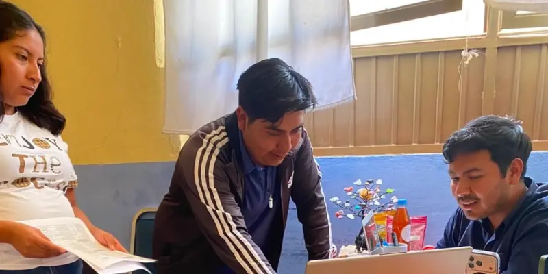 Estudiantes del ITQ desarrollan «Rutas y Raíces Virtuales de Tolimán» para promover el turismo