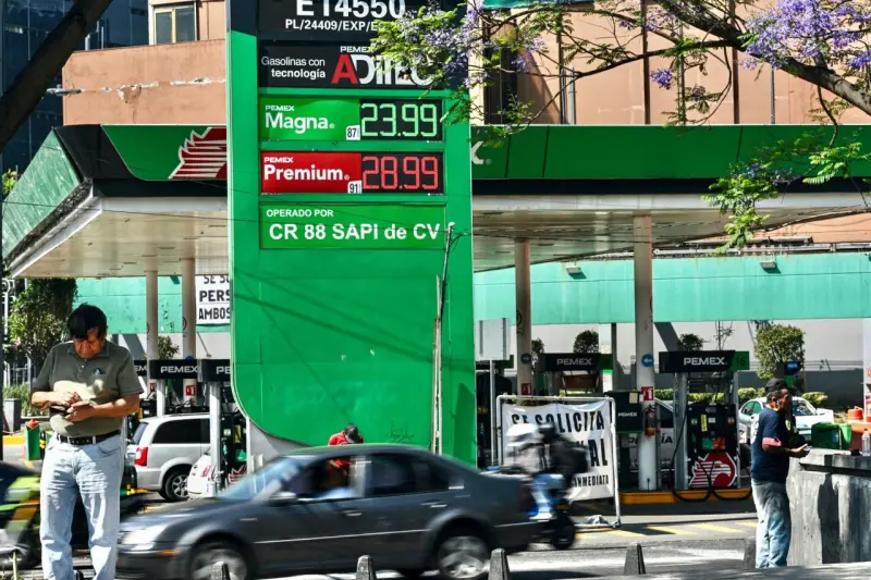 Gasolineras que venden menos de 200,000 litros al mes operan con pérdidas