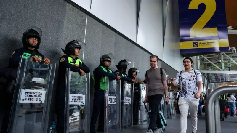 AICM lanza alerta por posibles bloqueos; pide llegar con anticipación ante movilizaciones