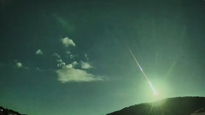Meteoro explota sobre Estados Unidos con una explosión equivalente a 300 toneladas de TNT