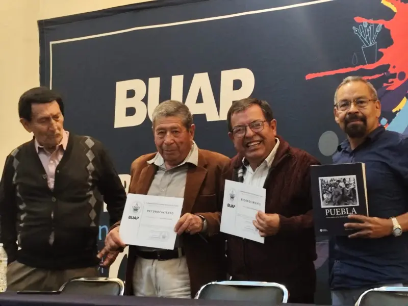 Presentan libro que rescata memoria gráfica de Puebla de los años 70, 80 y 90