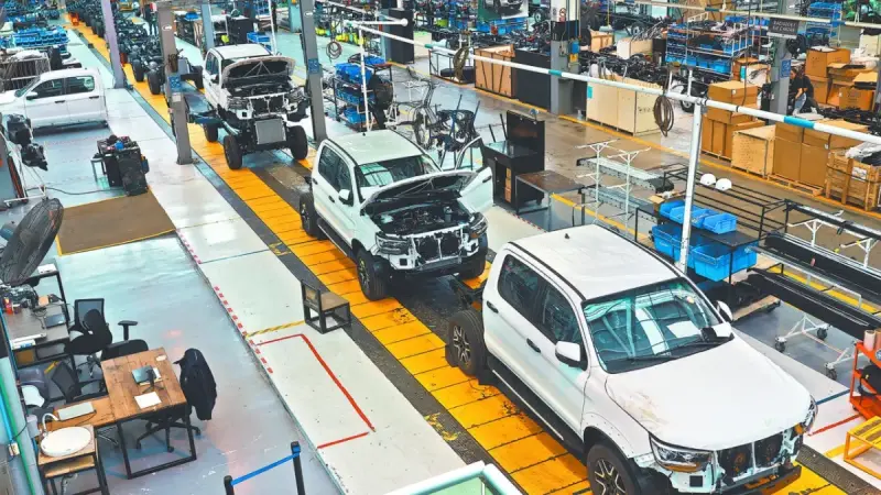 Producción de autos registró caída de 3.7% en mayo