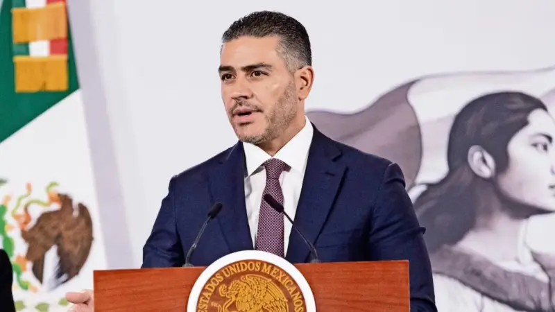Harfuch encabeza carrera rumbo a 2030; Morena mantiene ventaja y Salinas Pliego emerge como opción independiente