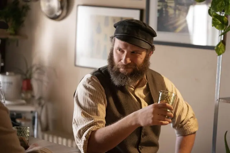 Seth Rogen por partida doble en una comedia que pasó injustamente desapercibida. HBO se deshizo de ella, pero ya se puede ver en Netflix