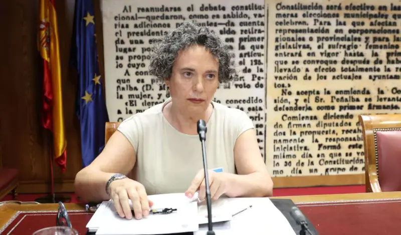 La secretaria de Zapatero se acoge al silencio en el Senado y evita responder sobre el caso Plus Ultra