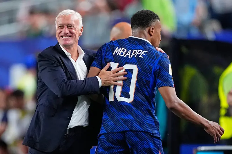 Didier Deschamps deja a la Selección de Francia en el Mundial 2026 tras la muerte de su madre