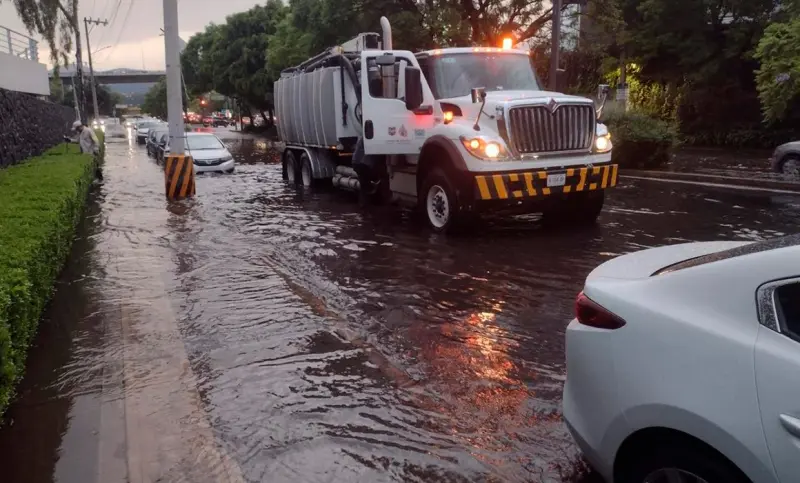 Lluvia fuerte y granizo activan Alerta Roja en 2 alcaldías