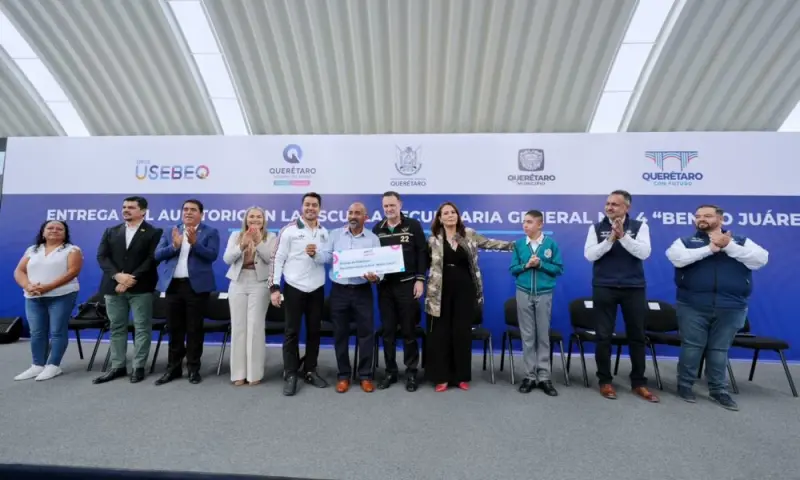 Benefician a más de 1,500 alumnos
