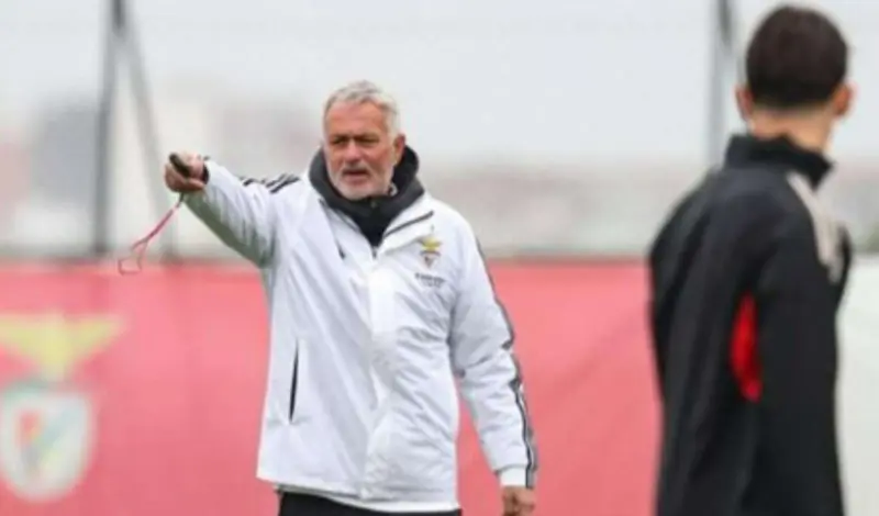 José Mourinho llega a Madrid para cerrar su fichaje por el Real Madrid