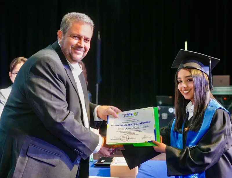 Ramos Arizpe impulsa educación y futuro profesional de sus nuevas generaciones